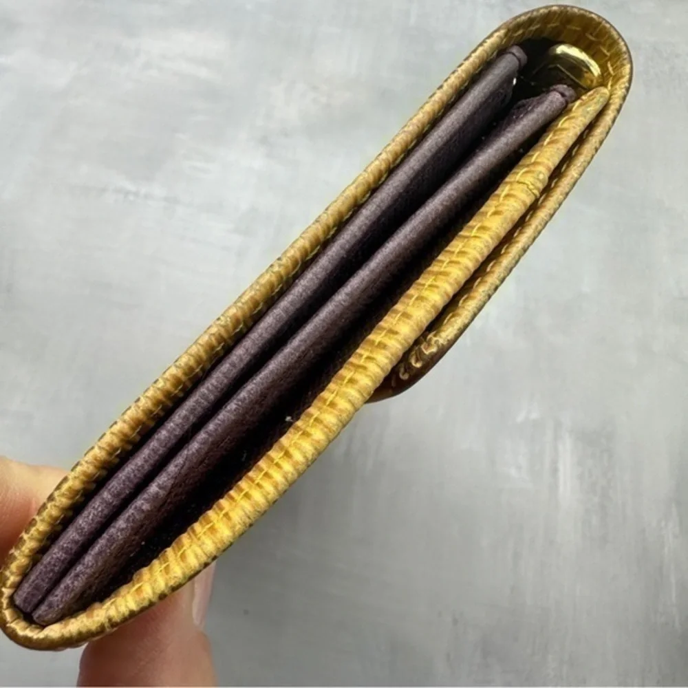 AUTHENTIC Louis Vuitton Sarah Epi leather wallet. Tassel yellow. - Picture 6 of 12
